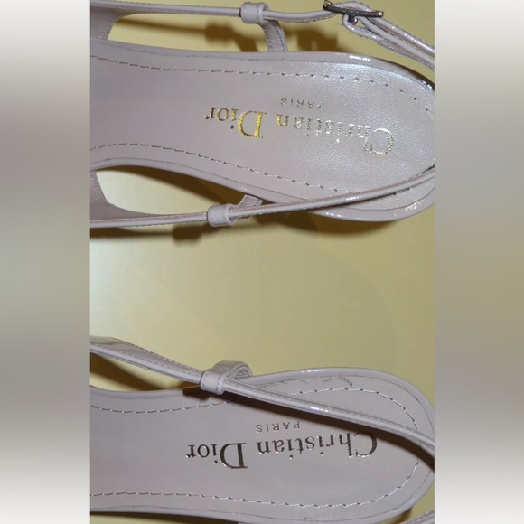 $1350 CHRISTIAN DIOR NUDE PATENT CALFSKIN DIOR TRIBALES SLINGBACK PUMPS SIZE 38 - Picture 4 of 10